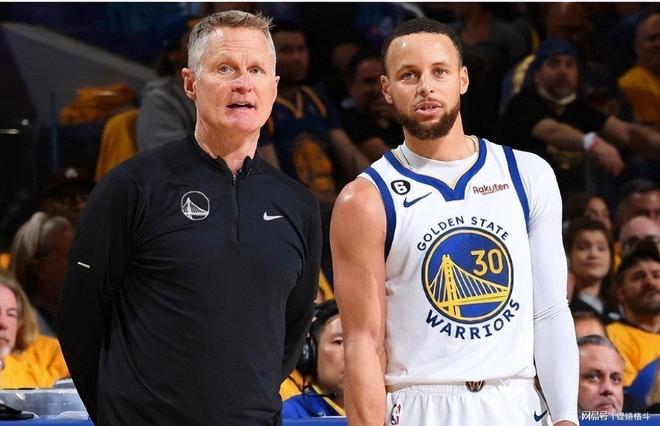勇士横扫对手，库里杜兰特再掀新篇章(勇士库里和杜兰特谁是老大)